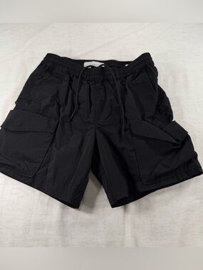 Pacsun Men's Black Cargo Shorts with Elastic Waist